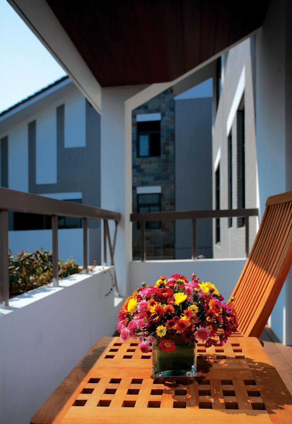 Landison Longjing Resort Hangzhou Exterior photo